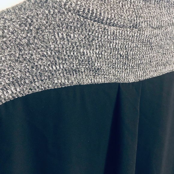 [LOFT] BNWOT Two-Tone Sweater Top - Picture 4 of 6